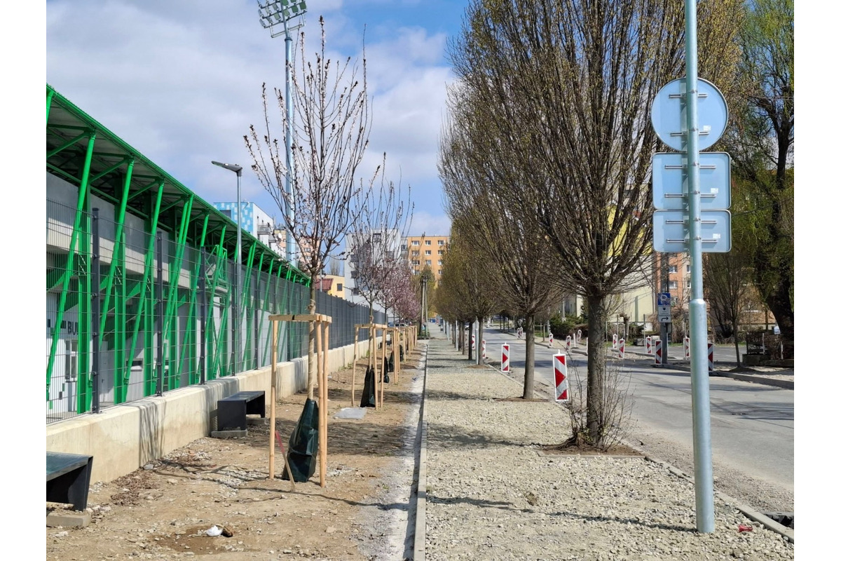 FOTO: Futbal Tatran Aréna je takmer hotová. Stará tribúna však ešte stále stojí, foto 19