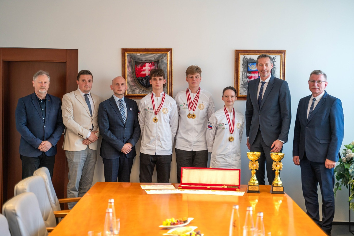 FOTO: Obrovský úspech mladých kuchárov spod Tatier v gastronomickej súťaži, foto 3