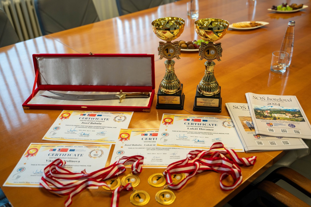FOTO: Obrovský úspech mladých kuchárov spod Tatier v gastronomickej súťaži, foto 4