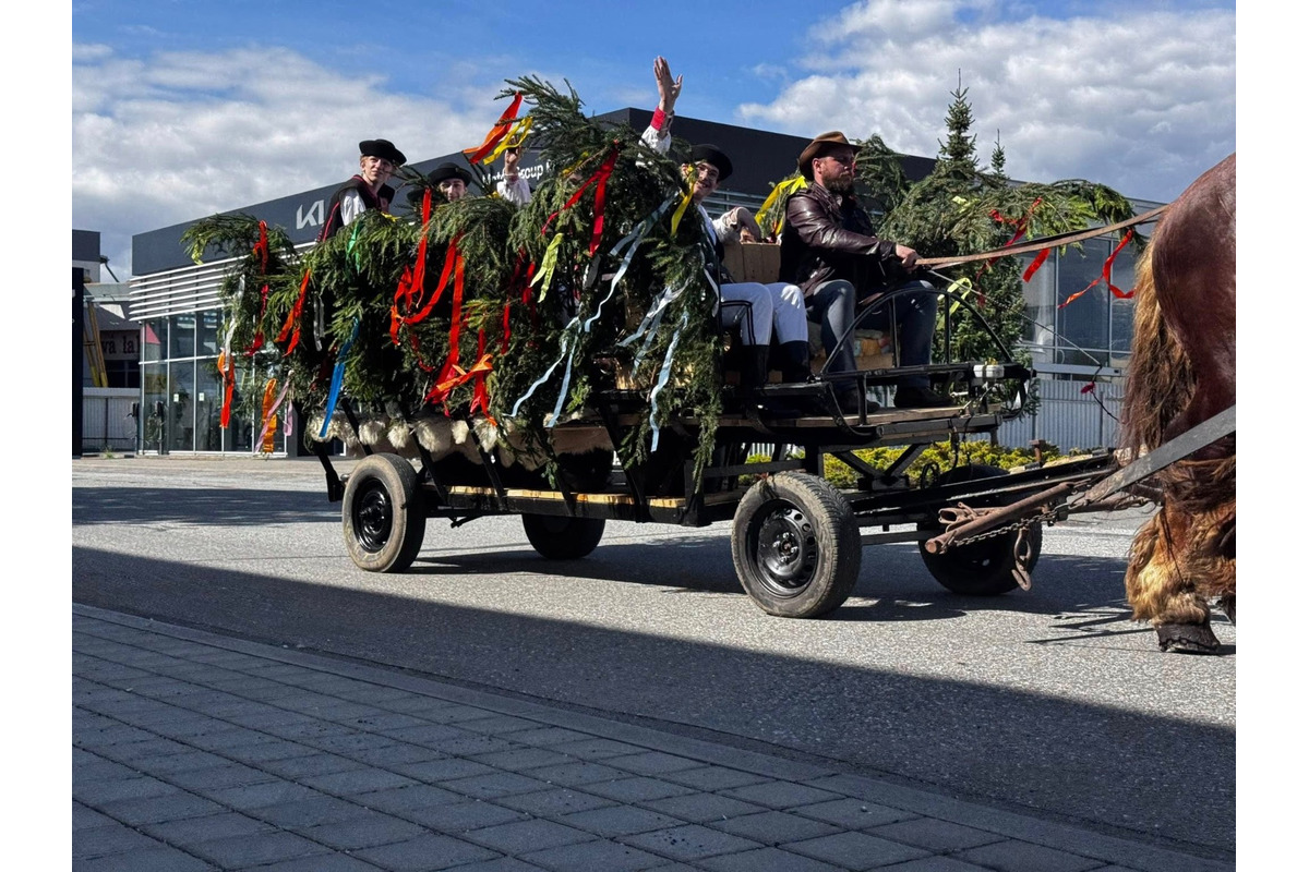 FOTO: Veľká noc v Poprade bola plná tradícií, foto 1