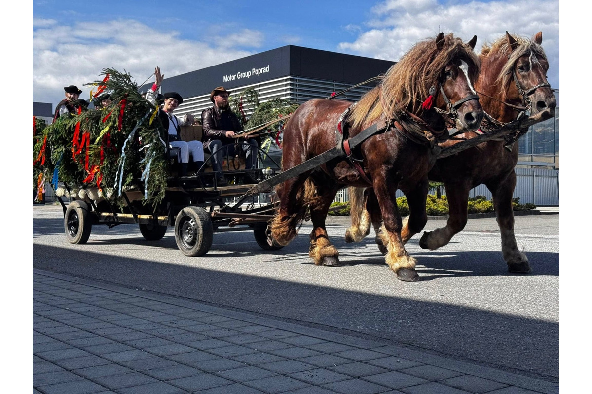 FOTO: Veľká noc v Poprade bola plná tradícií, foto 2