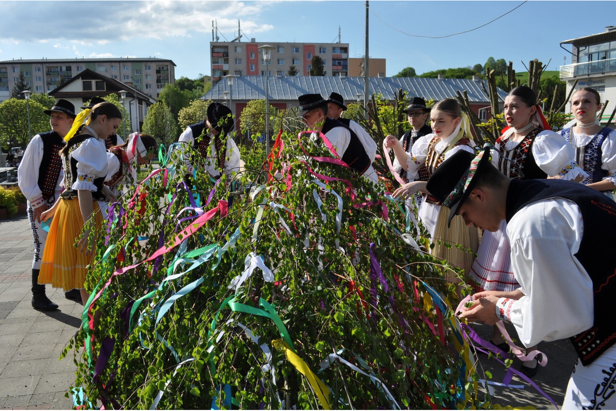 FOTO: Stavanie májov v Prešovskom kraji, foto 18