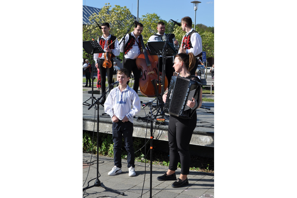 FOTO: Stavanie májov v Prešovskom kraji, foto 22