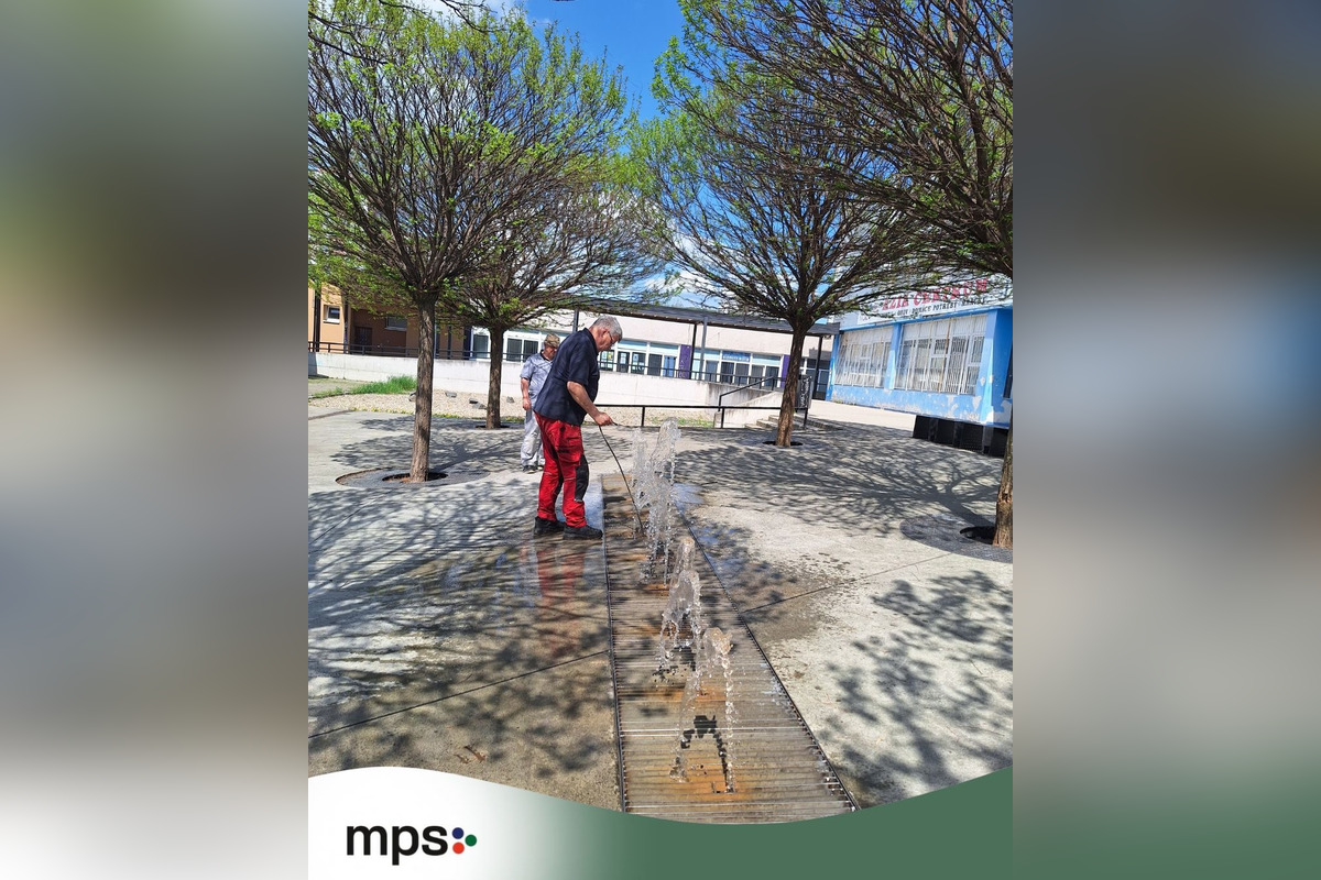 FOTO: Prešov opäť žije fontánami. Obyvatelia to chvália, foto 4