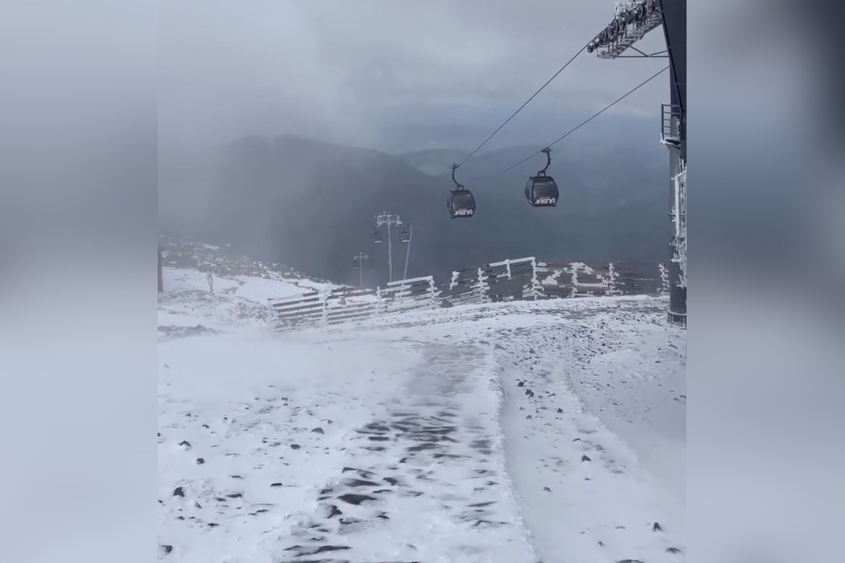 FOTO: Zima ešte nepovedala posledné slovo. V Tatrách turistov prekvapil sneh, foto 4