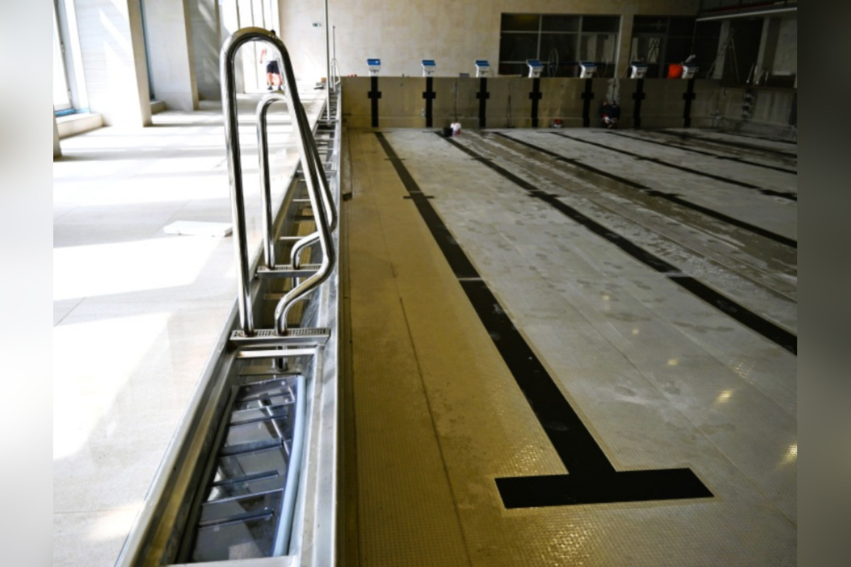 FOTO: Plaváreň v Humennom finišuje, voda už tečie, foto 5