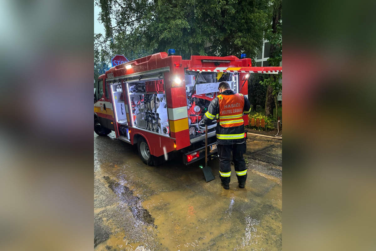 FOTO: V okrese Prešov zaplavili výdatné zrážky ulice, foto 1