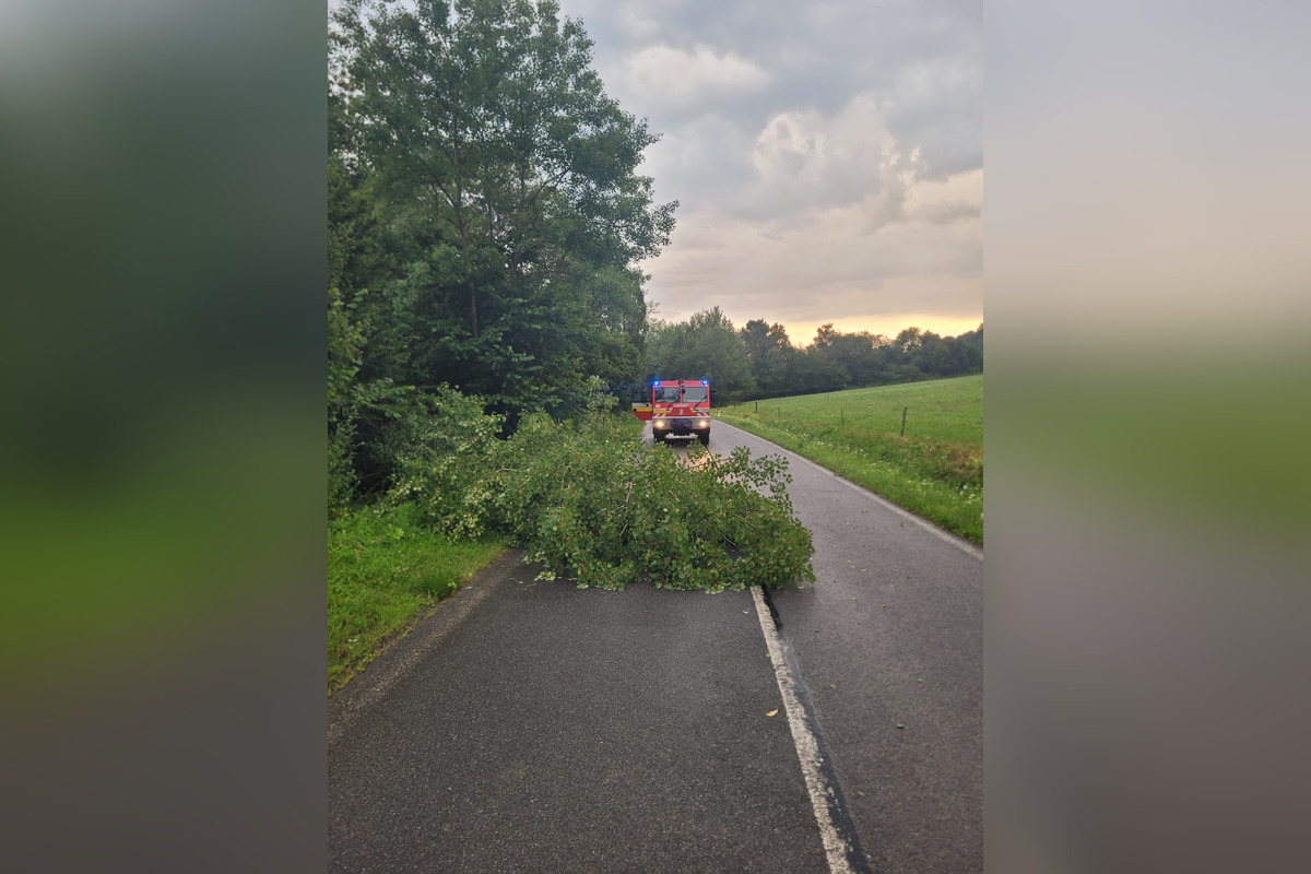 FOTO: V okrese Prešov zaplavili výdatné zrážky ulice, foto 13