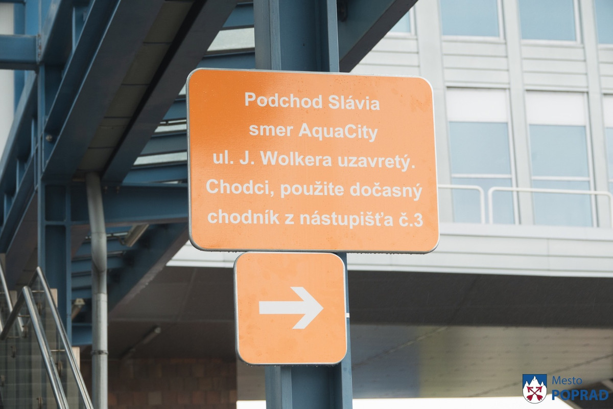 FOTO: Pre rozsiahlu rekonštrukciu bol v Poprade uzatvorený podchod pre peších, foto 1