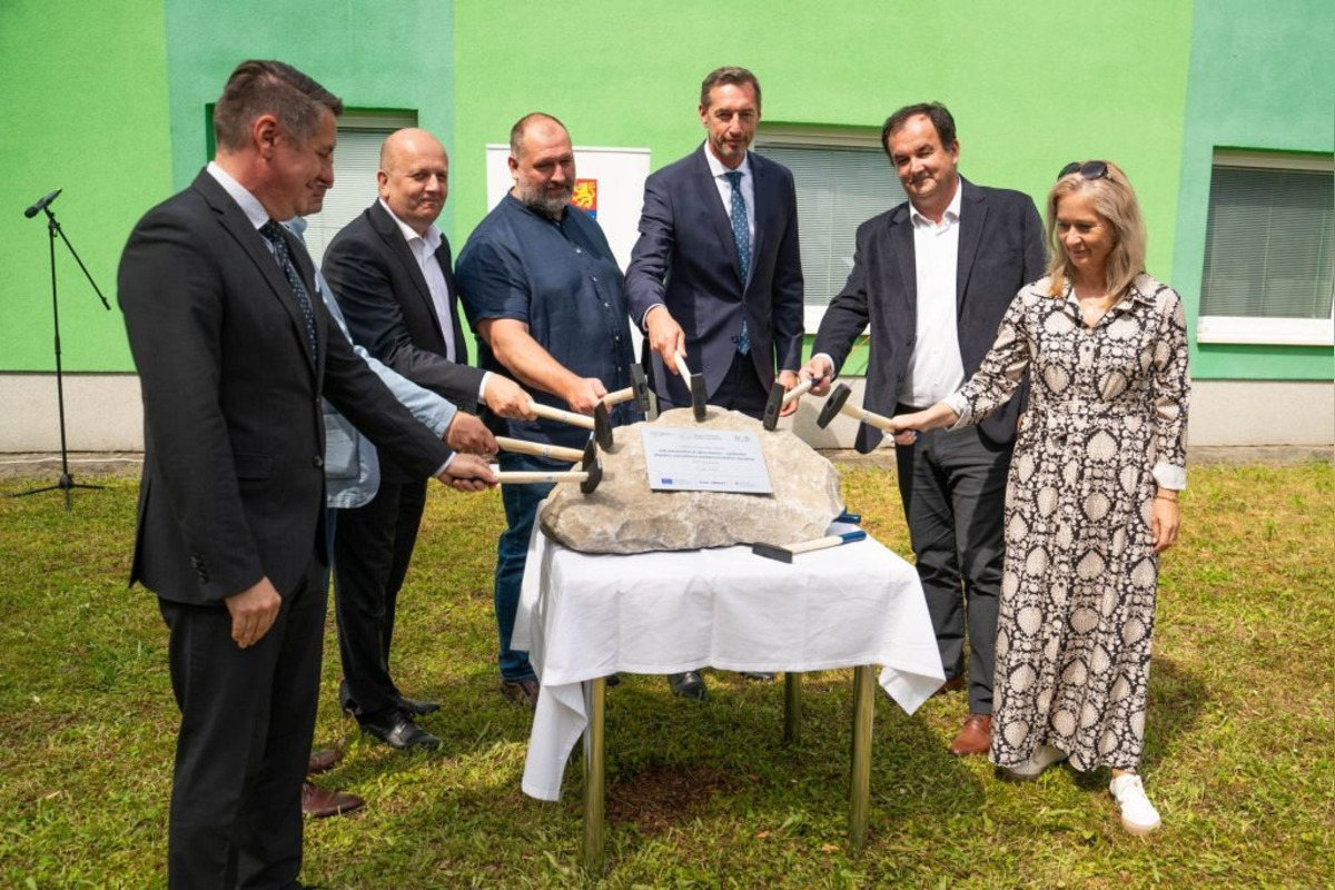 FOTO: PSK investuje milióny do Stropkova: Vzniká domov pre ľudí s hendikepom, foto 3