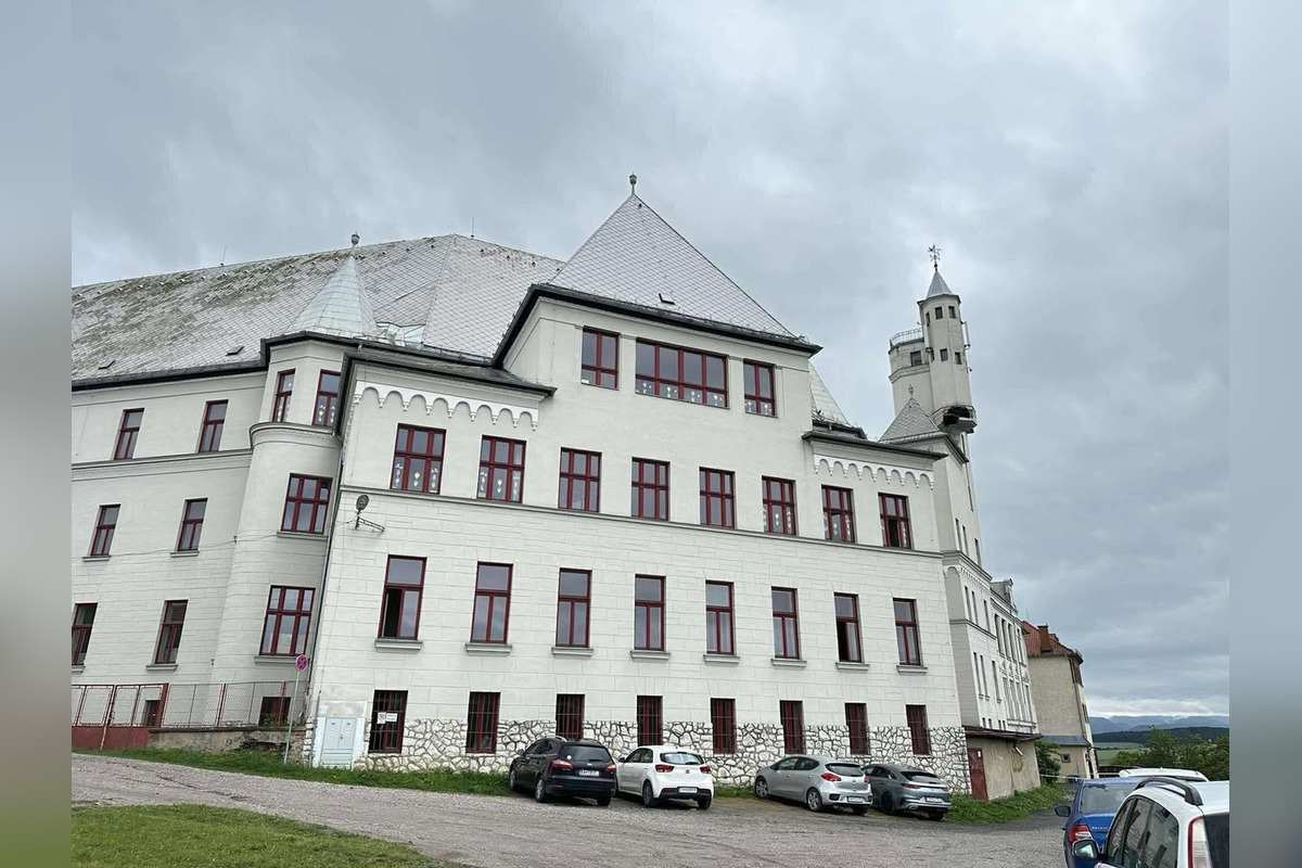 FOTO: Intenzívny dážď poškodil vežu levočského gymnázia, foto 5