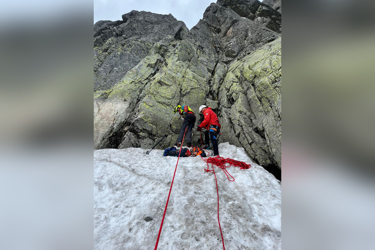 FOTO: Tragédia na poľskej strane Tatier, horolezec neprežil pád, foto 1
