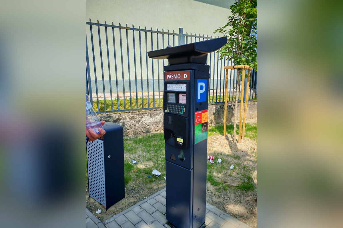 FOTO: Prešovčania chvália parkovisko pri amfiteátri. Jedna vec im však prekáža, foto 2