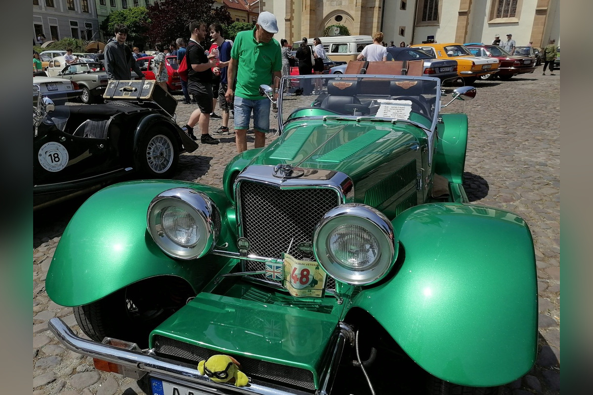 FOTO: Centrum Prešova rozžiarili luxusné veterány. Vieme, akú majú hodnotu, foto 3
