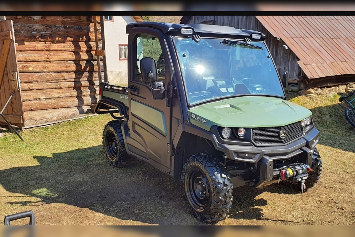 FOTO: Zmizol zeleno-čierny John Deer. Majiteľ žiada pomoc, sľubuje odmenu, foto 4