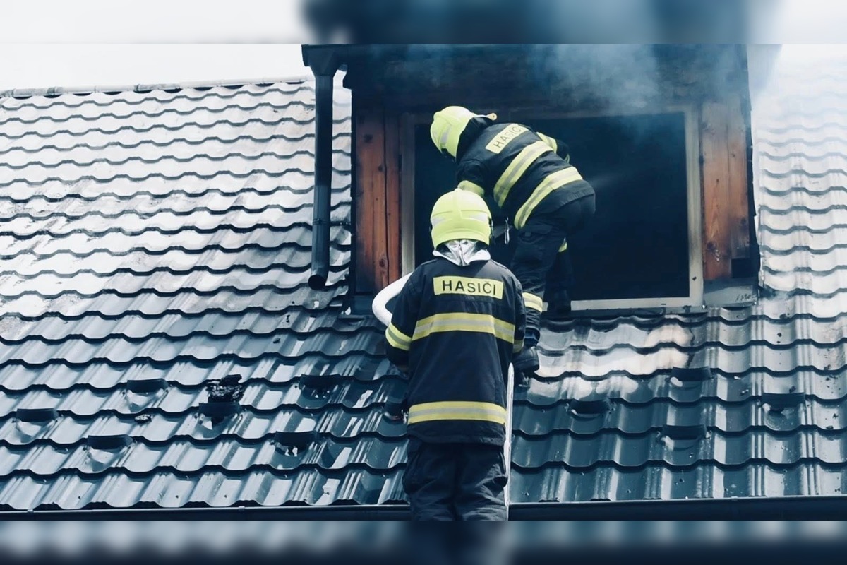 FOTO: V Kežmarku horeli rodinné domy. V meste platí mimoriadna situácia, foto 2