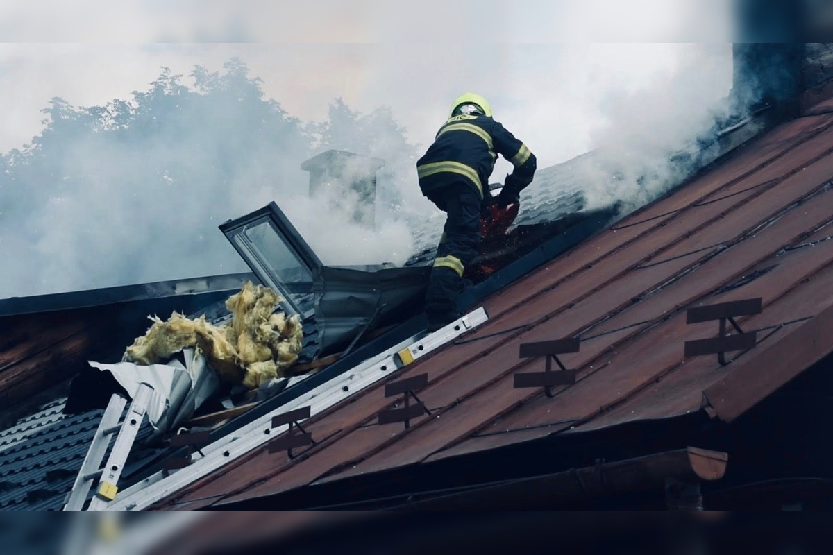 FOTO: V Kežmarku horeli rodinné domy. V meste platí mimoriadna situácia, foto 4