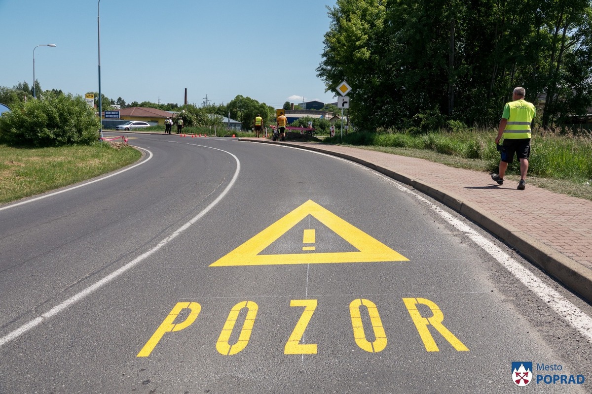 FOTO: Mesto Poprad zmenilo organizáciu dopravy na Kukučínovej ulici, foto 10