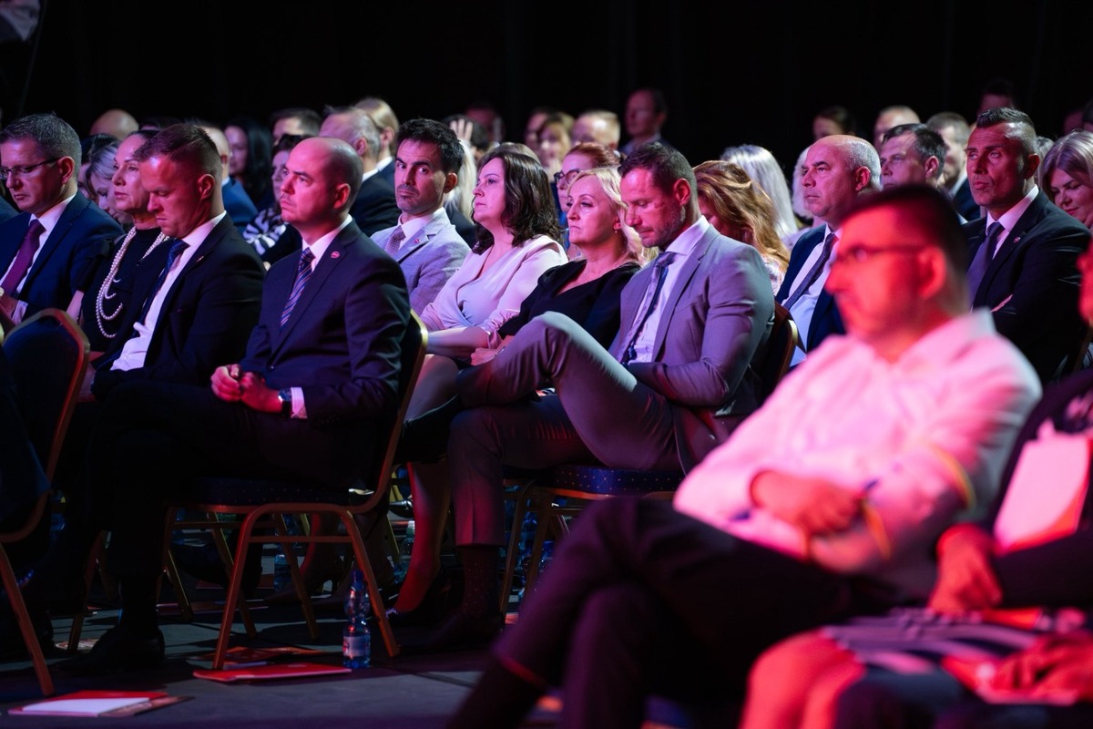 FOTO: Snem Hlasu-SD v Poprade, foto 4