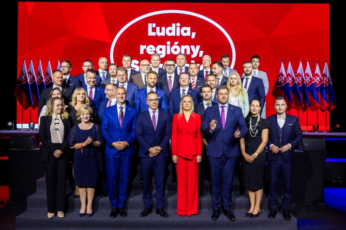 FOTO: Snem Hlasu-SD v Poprade, foto 8