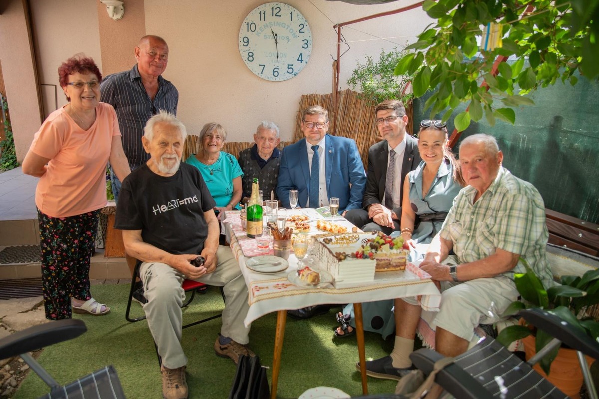 FOTO: Obľúbený učiteľ Prešovčanov Ján Slávik oslávil 105. narodeniny, foto 1