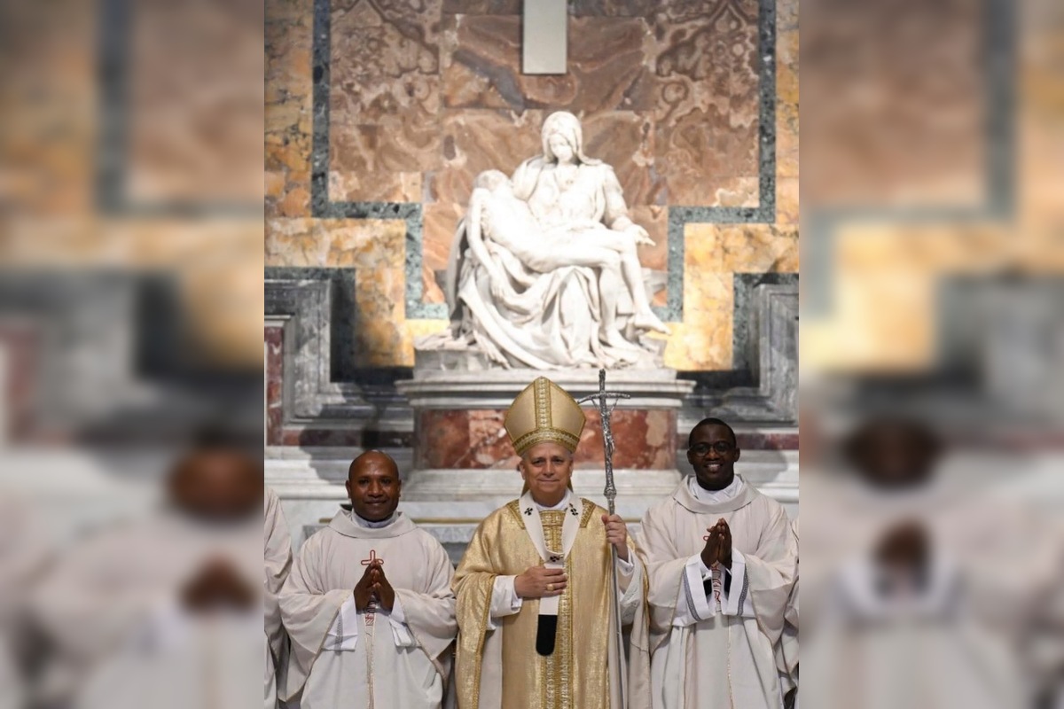 FOTO: Novokňaz Rastislav Krempaský sa stal prvým Slovákom, ktorého vysvätil pápež, foto 4