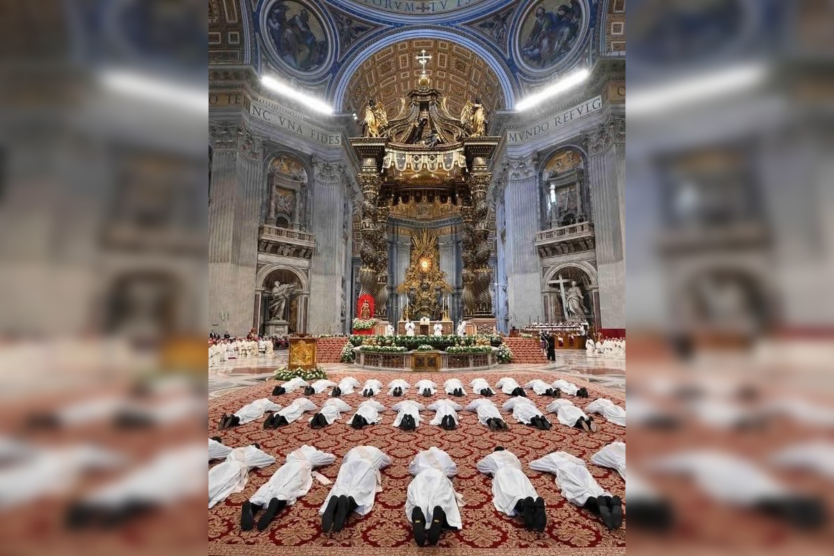 FOTO: Novokňaz Rastislav Krempaský sa stal prvým Slovákom, ktorého vysvätil pápež, foto 6