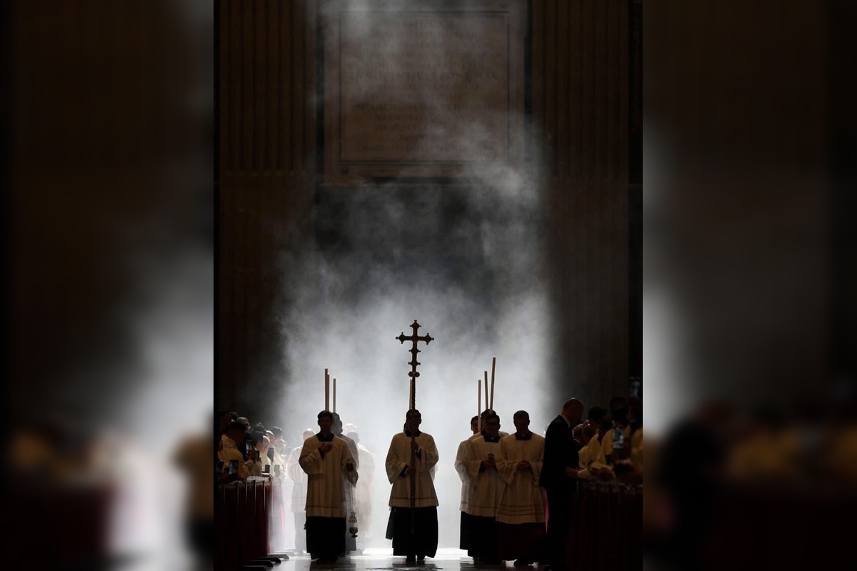 FOTO: Novokňaz Rastislav Krempaský sa stal prvým Slovákom, ktorého vysvätil pápež, foto 10