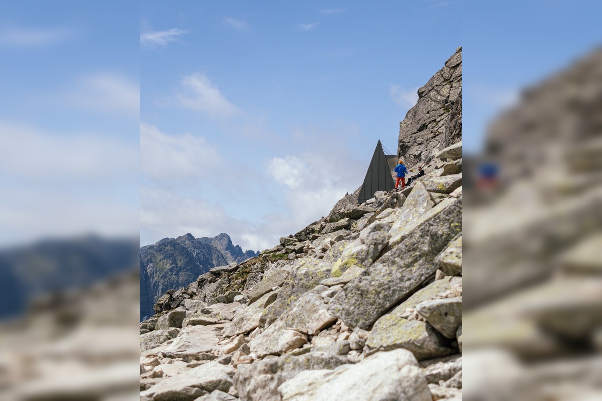 FOTO: Pri Chate pod Rysmi už pribudli nové záchody, foto 7