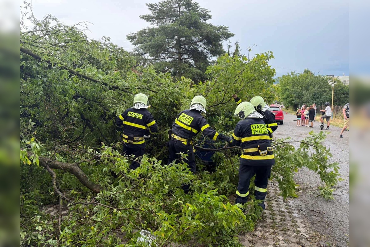 FOTO: Po supercele zostali v Prešovskom kraji obrovské škody. , foto 42
