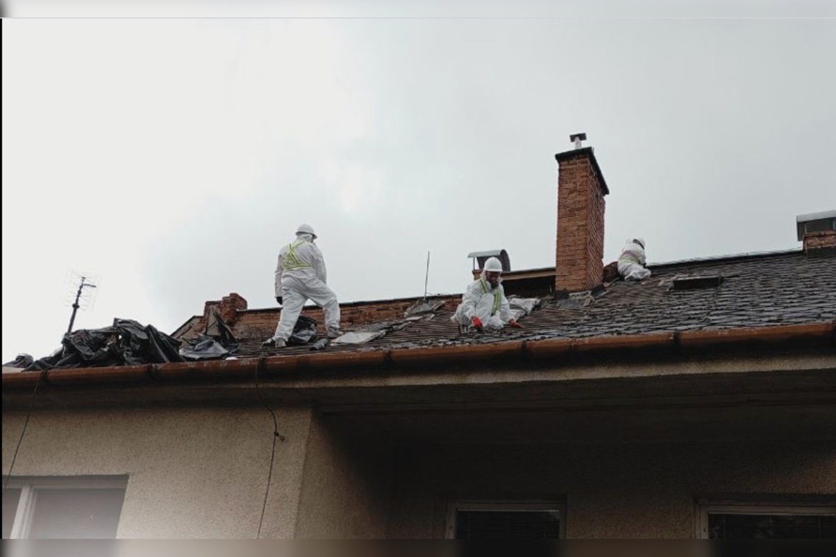 FOTO: Na škôlke v Prešove odstránili škodlivú azbestovú strechu, foto 2