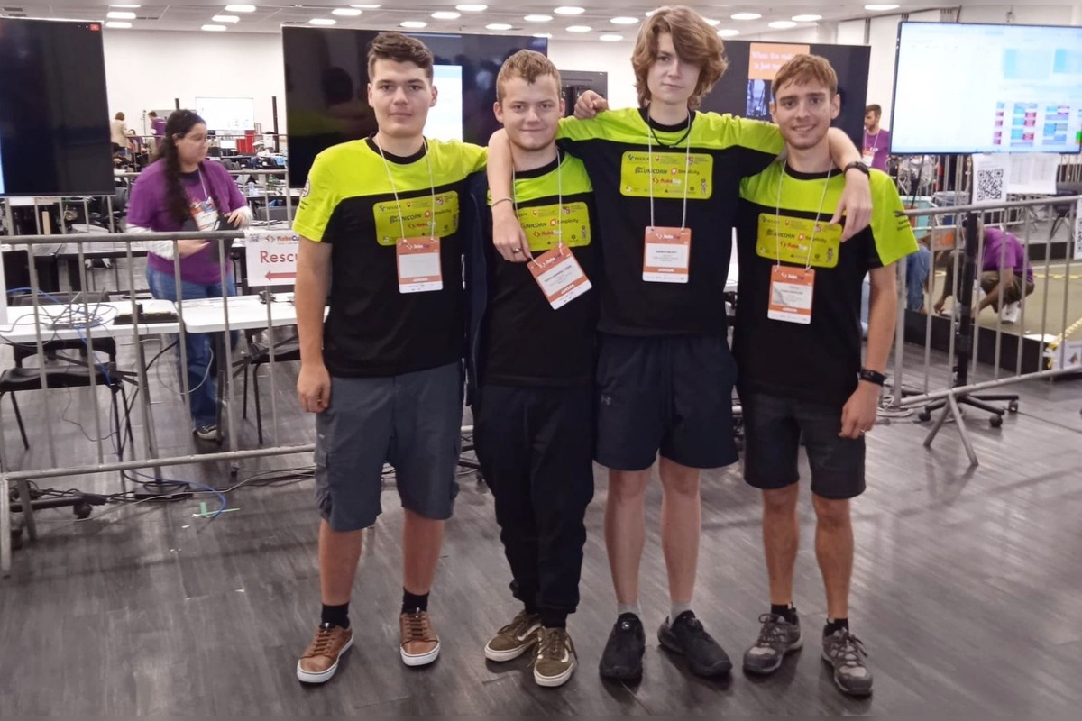 FOTO: Prešovskí študenti ovládli RoboCup! Z Brazílie vezú zlato aj bronz, foto 4