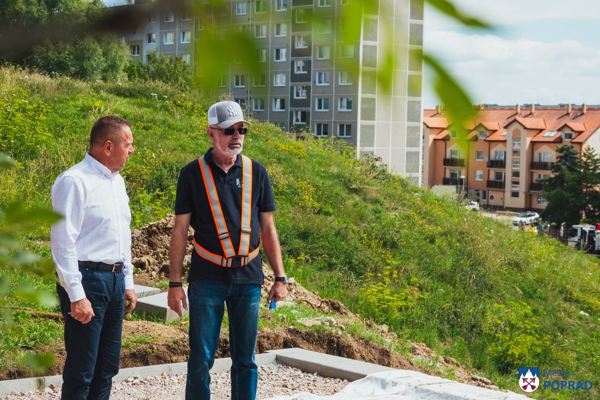 FOTO: Na novom popradskom parku sa už poctivo pracuje, foto 2