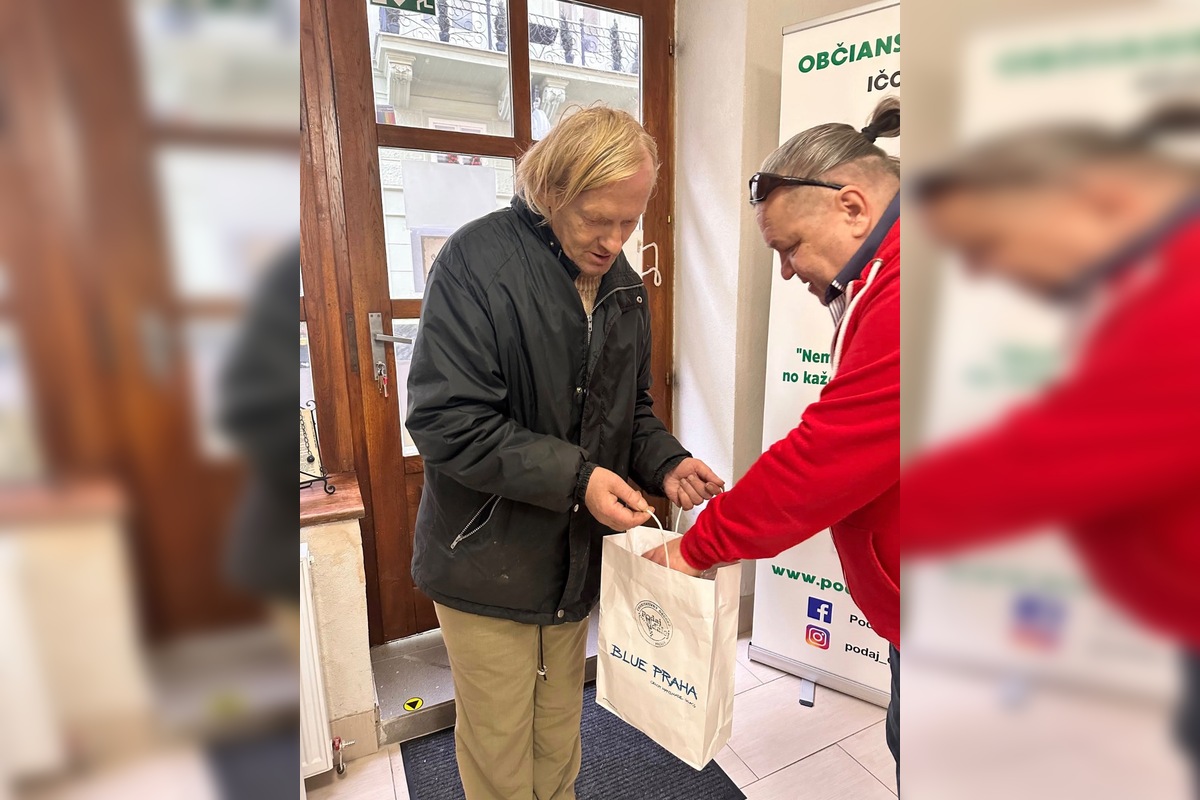 FOTO: Prešovská organizácia Podaj ďalej Prešov smúti. Zomrel pán Oliver, foto 5