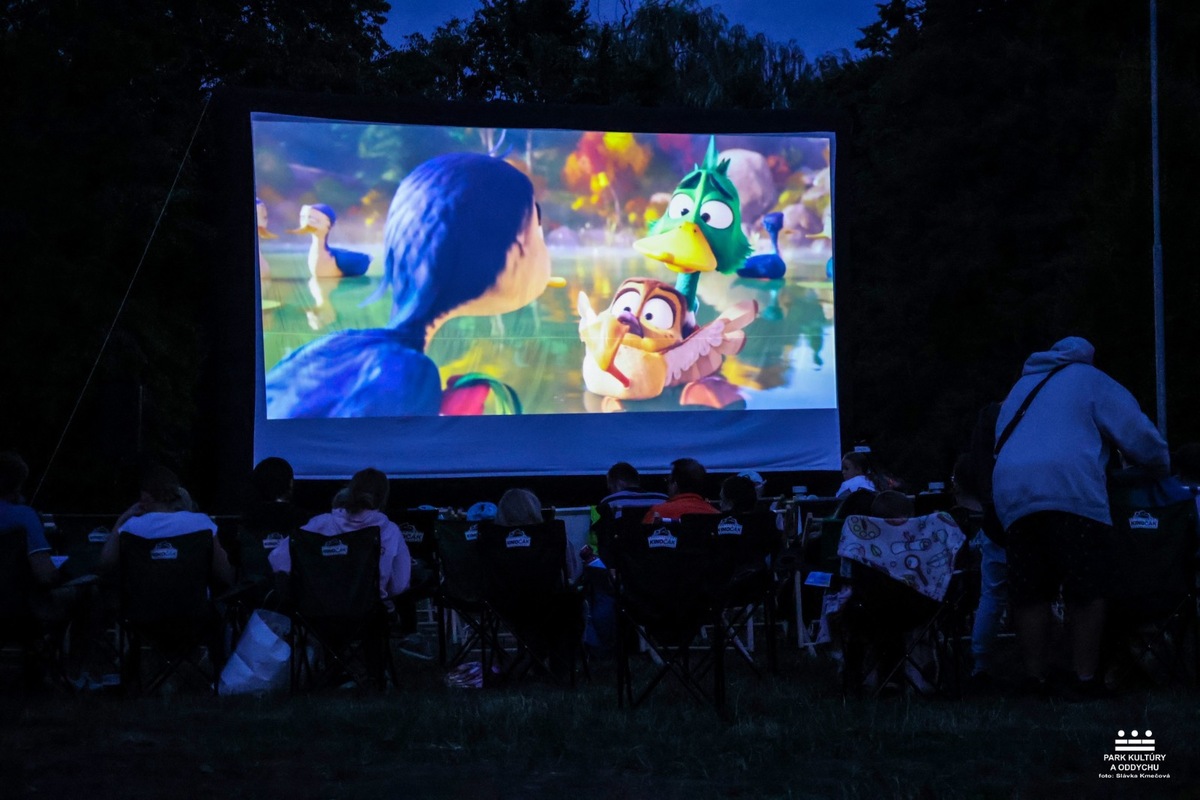 FOTO: Letné kino pod holým nebom v Prešove prinieslo zaujímavé filmy, foto 1