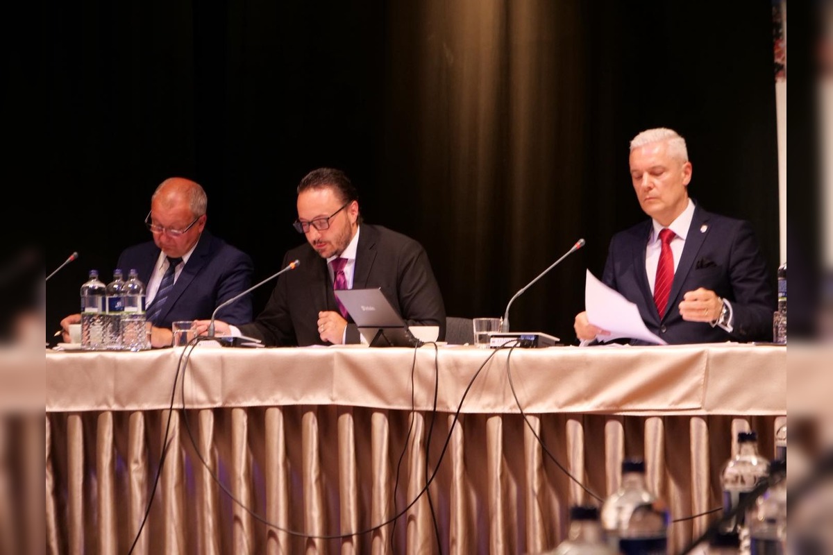 FOTO: Mestskí poslanci reagovali na spor, ktorý zasiahol celé sídlisko Juh, foto 1