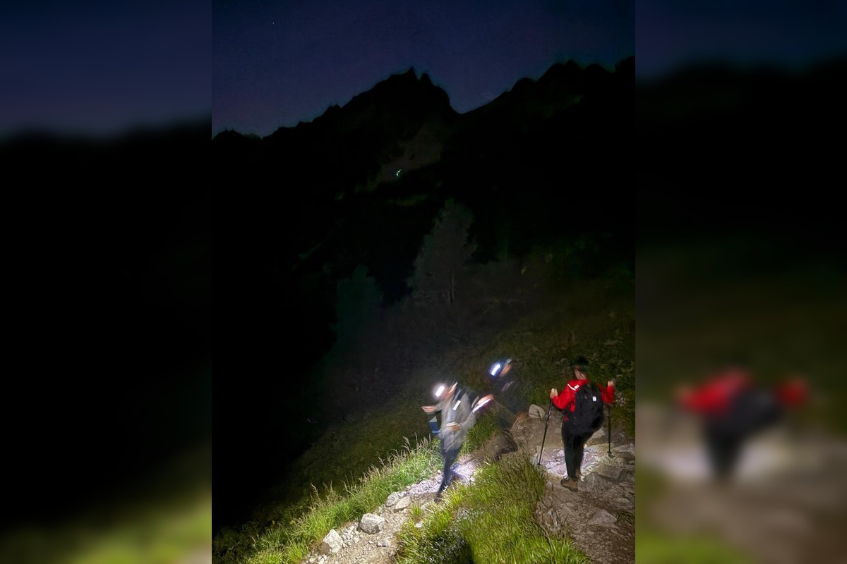 FOTO: Horskí záchranári pomáhali zablúdeným turistom vo Vysokých Tatrách, foto 2