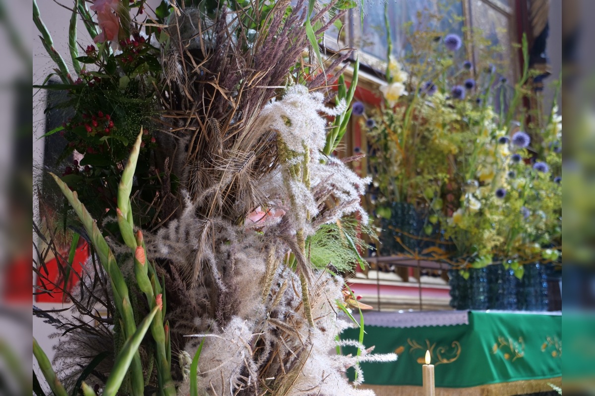 FOTO: Bazilika v Kežmarku sa zaplnila nádhernými kvetmi, foto 9