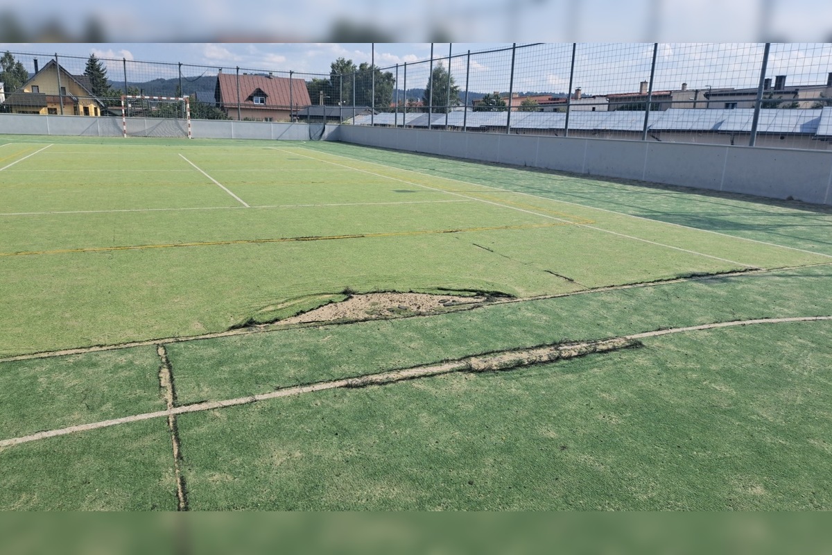 FOTO: Multifunkčné ihrisko v Spišskej Belej čaká rozsiahla rekonštrukcia, foto 5