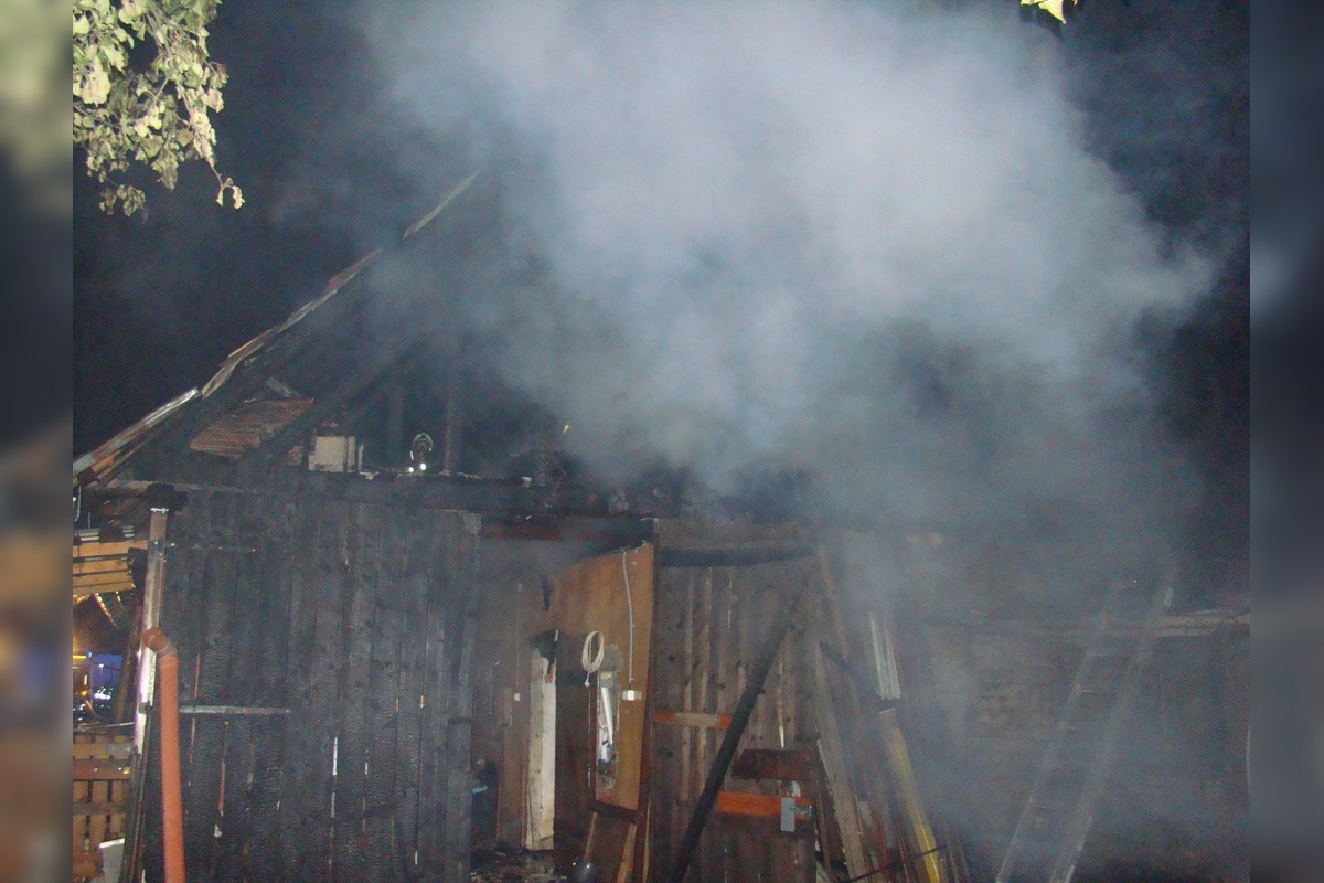 FOTO: Hasiči v Hranovnici zachránili majetok za 230-tisíc, škody sú veľké, foto 7