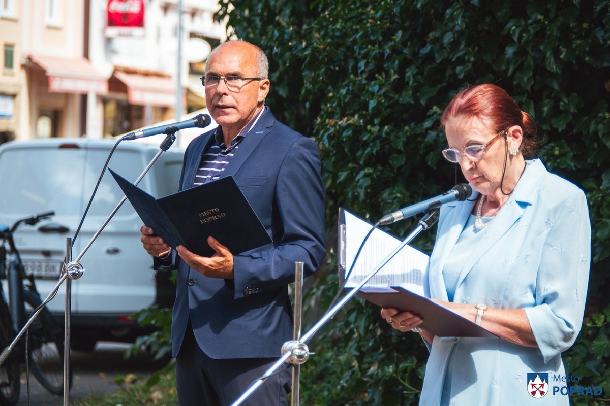 FOTO: Poprad spomínal na inváziu 1968, politici chýbali, foto 2