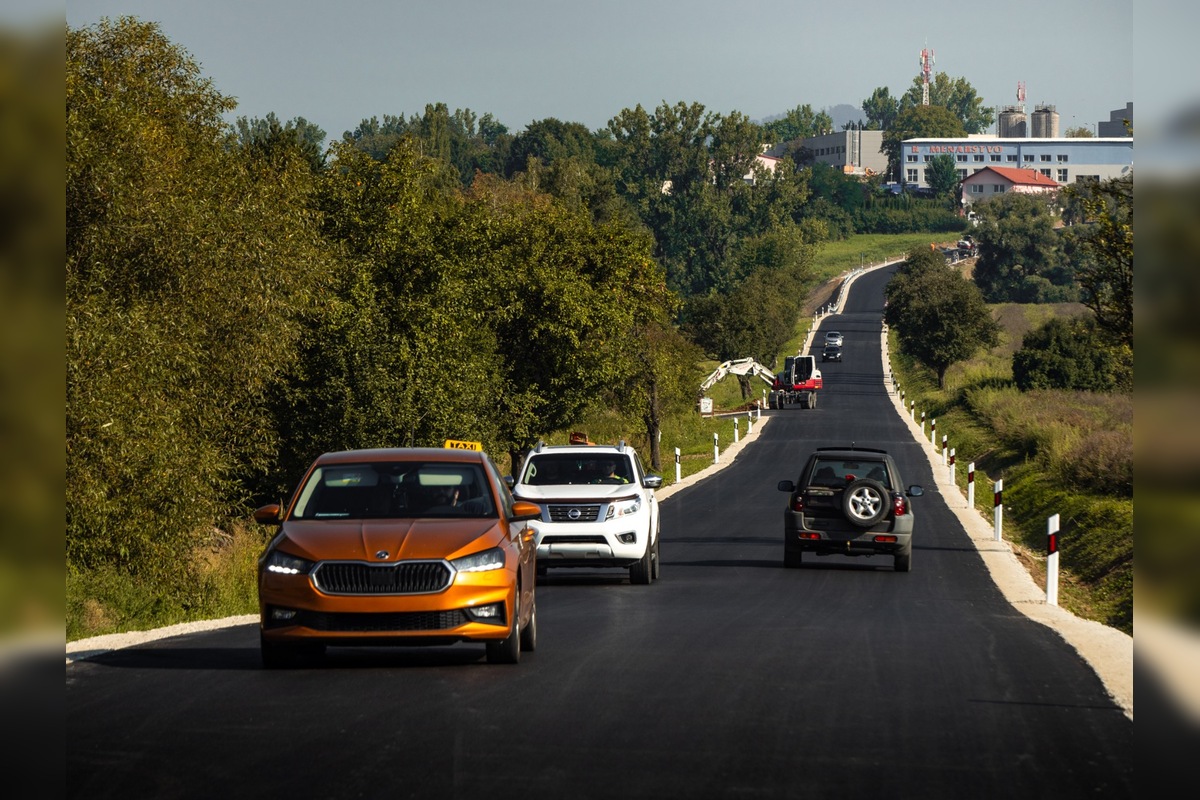 FOTO: Cesta medzi Prešovom a Petrovanmi prechádza dôležitou rekonštrukciou, foto 3