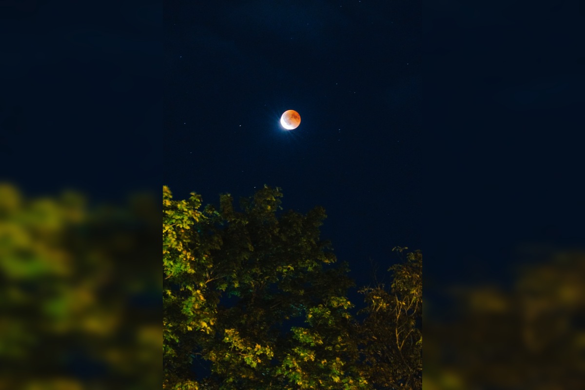 FOTO: Krvavý supermesiac zachytili aj v Prešovskom kraji, foto 4