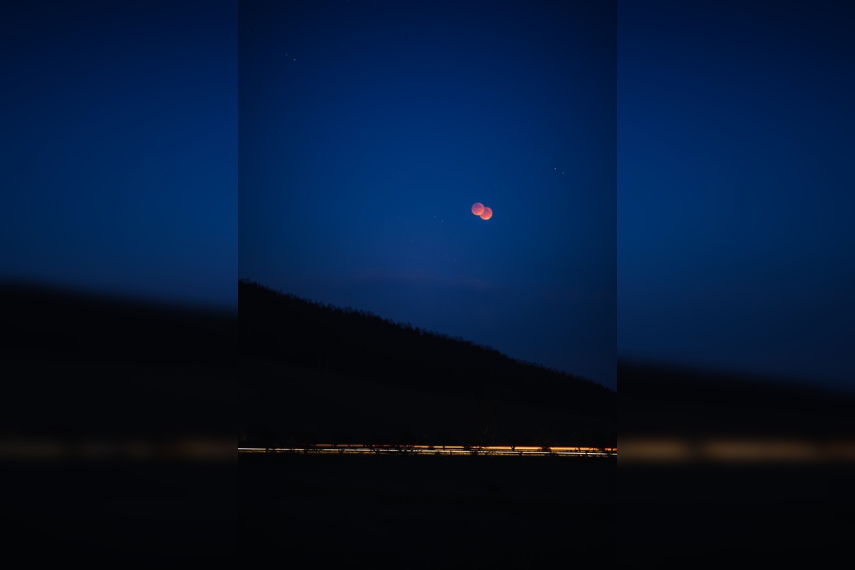 FOTO: Krvavý supermesiac zachytili aj v Prešovskom kraji, foto 5