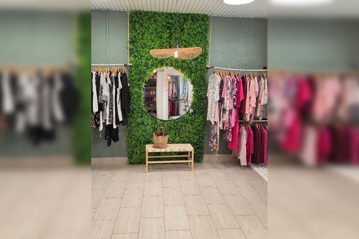 FOTO:  Na Floriánovej v Prešove sa po krátkej odmlke otvárajú dvere Charity shopu, foto 2