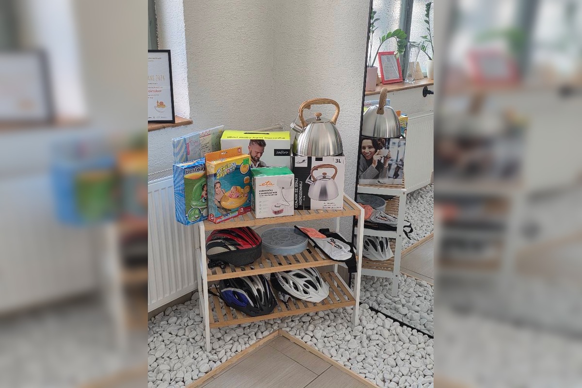 FOTO:  Na Floriánovej v Prešove sa po krátkej odmlke otvárajú dvere Charity shopu, foto 4