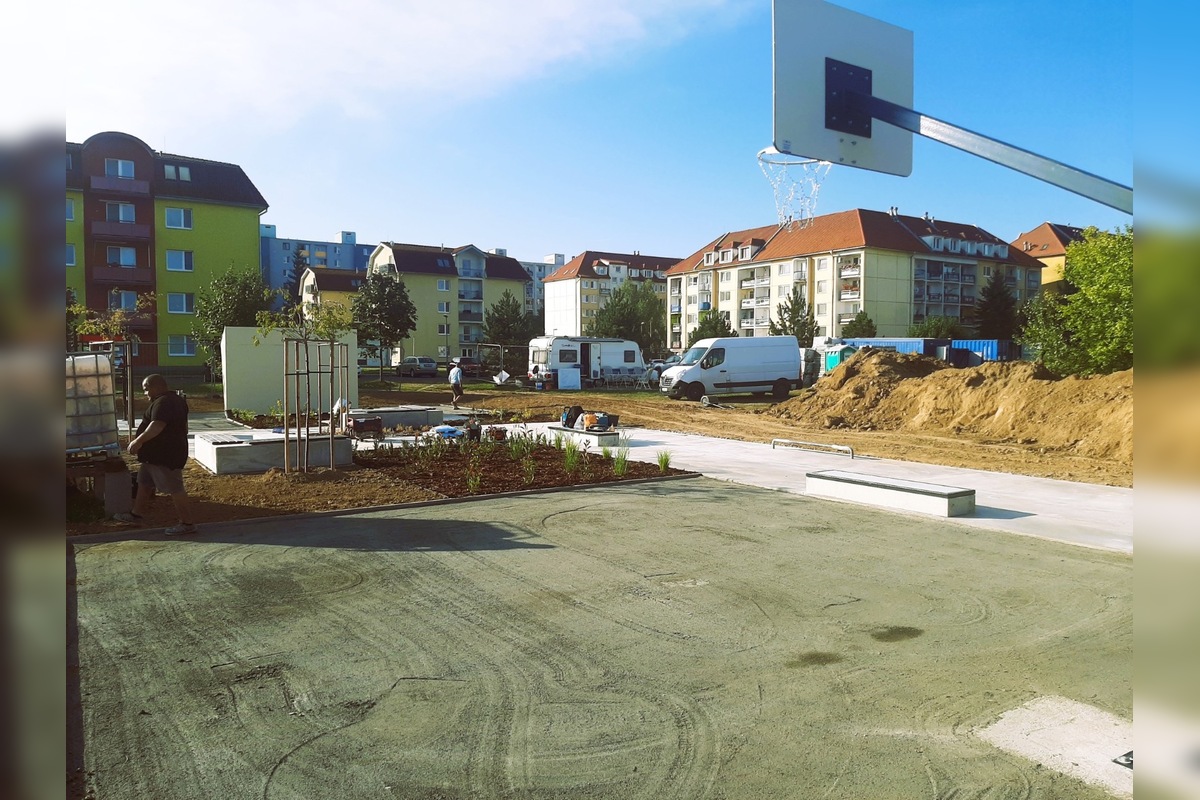 FOTO: V Humennom už rastie nový K Park, foto 5