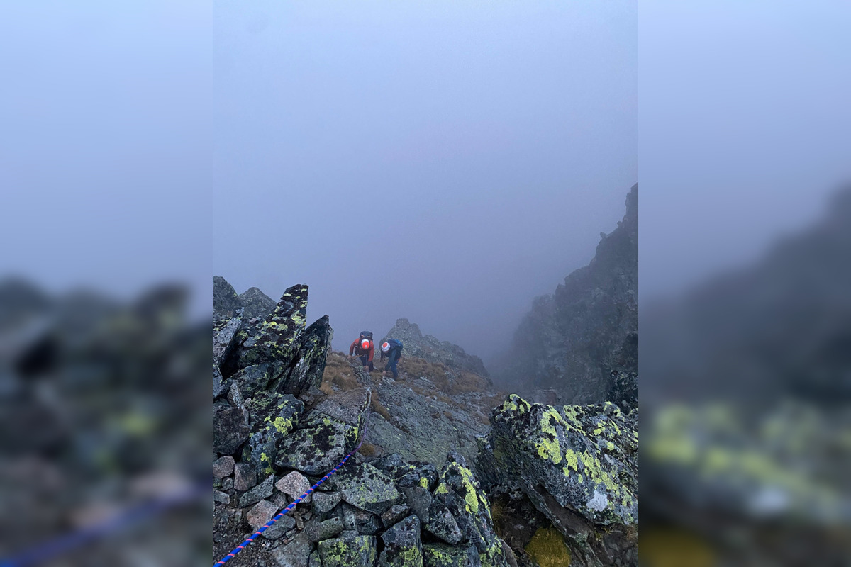 FOTO: Horskí záchranári pátrali po poľskej horolezkyni, ktorá spadla do rokliny, foto 3