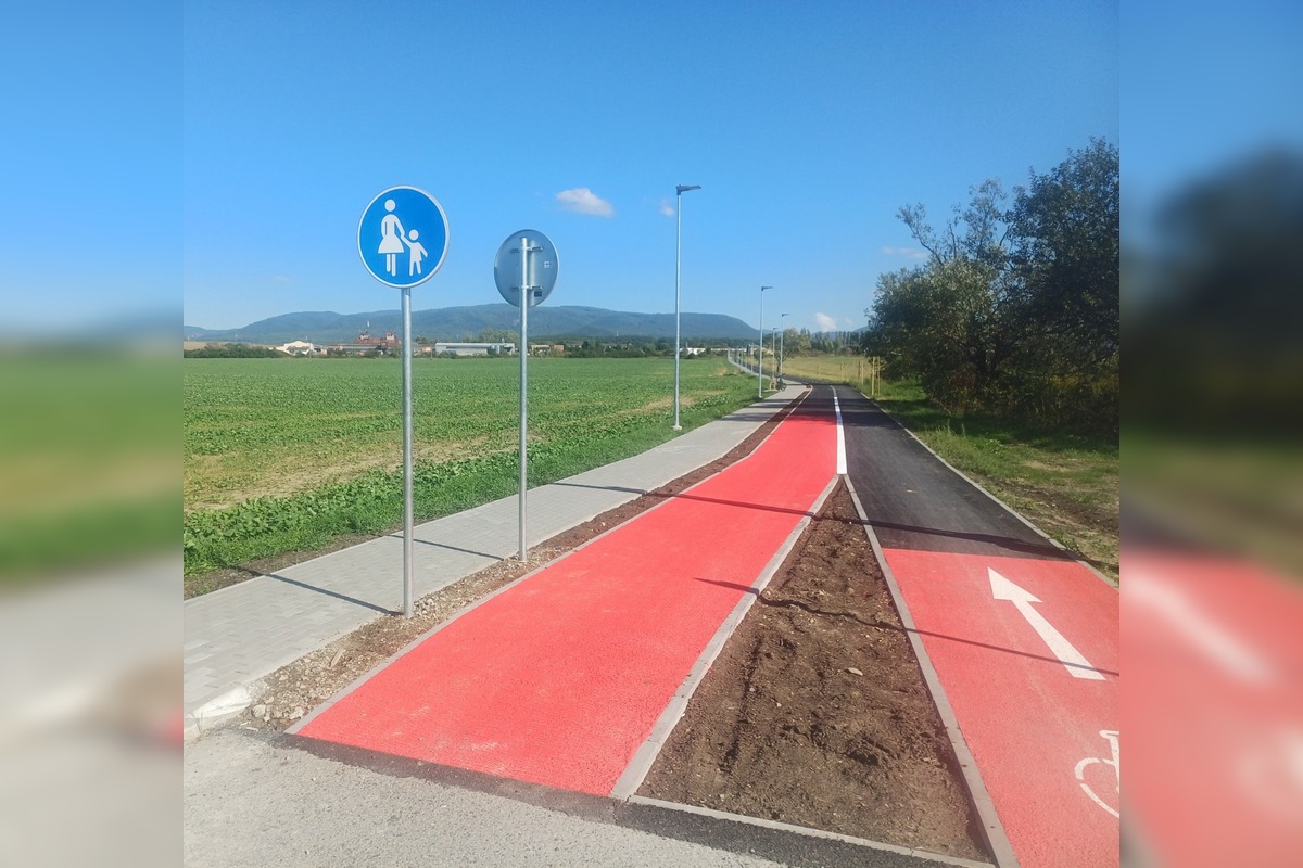 FOTO: Nový úsek Šváby–Sigord: 574 m cyklochodníka a prvé reakcie, foto 3