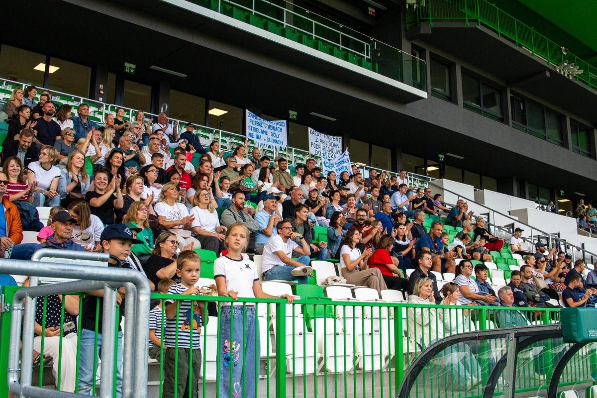 FOTO: Na FTA sa odohral zápas medzi zdravotníkmi z Prešova a Ružomberka, foto 3